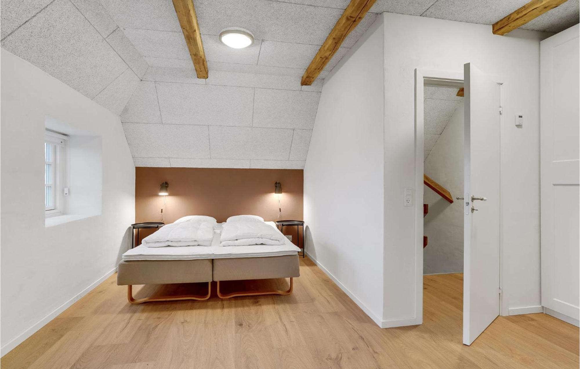 Stunning Home In Ringkobing With Kitchen Klegod エクステリア 写真