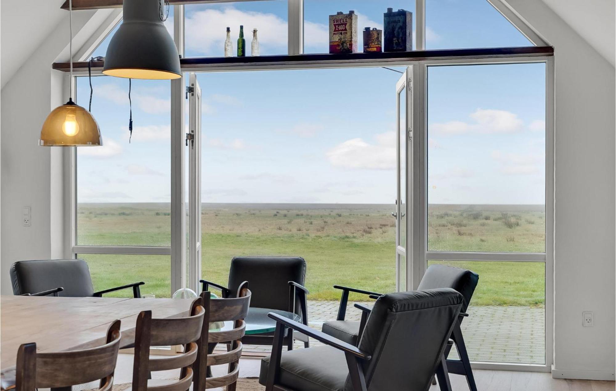 Stunning Home In Ringkobing With Kitchen Klegod エクステリア 写真