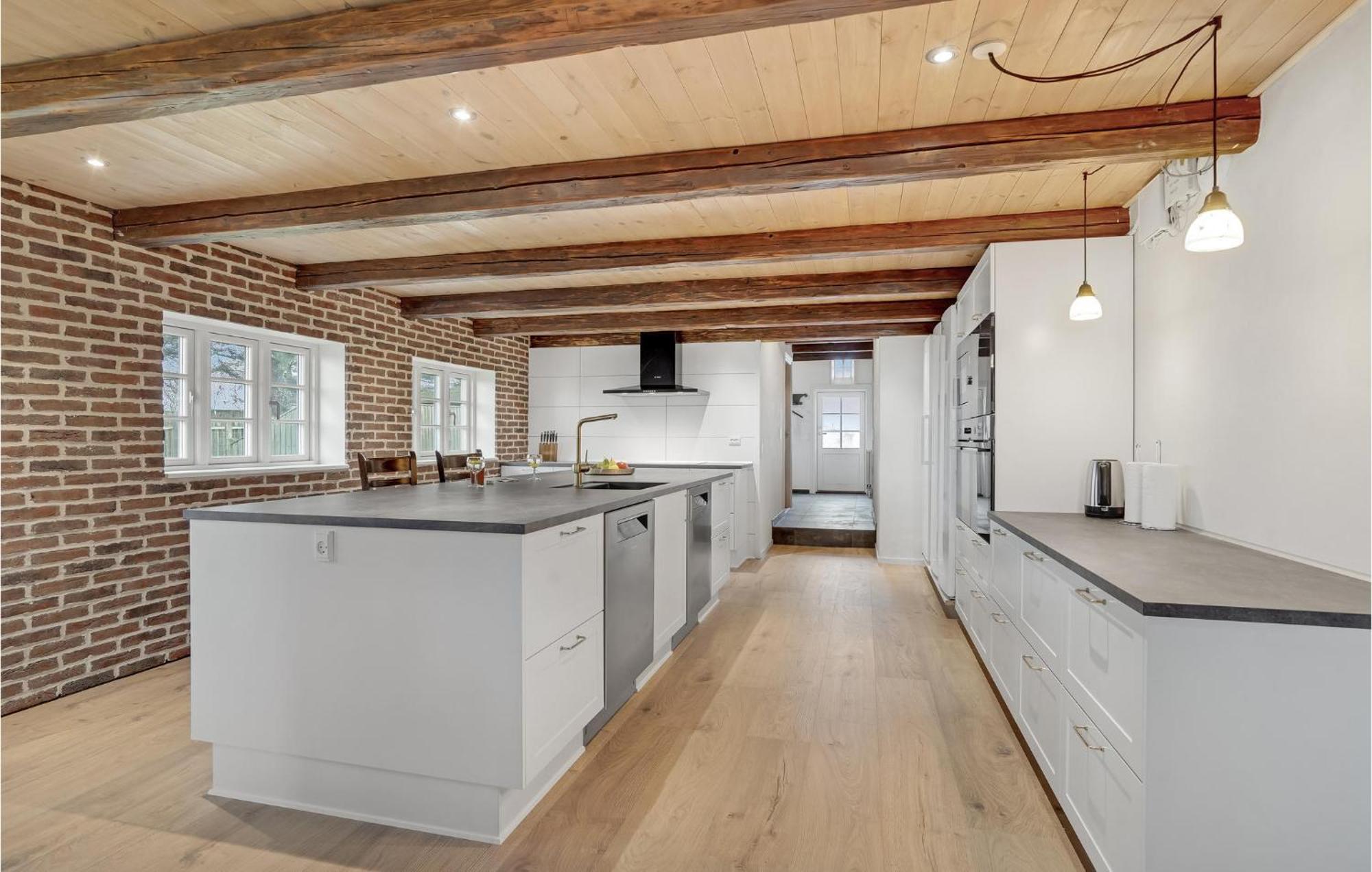 Stunning Home In Ringkobing With Kitchen Klegod エクステリア 写真